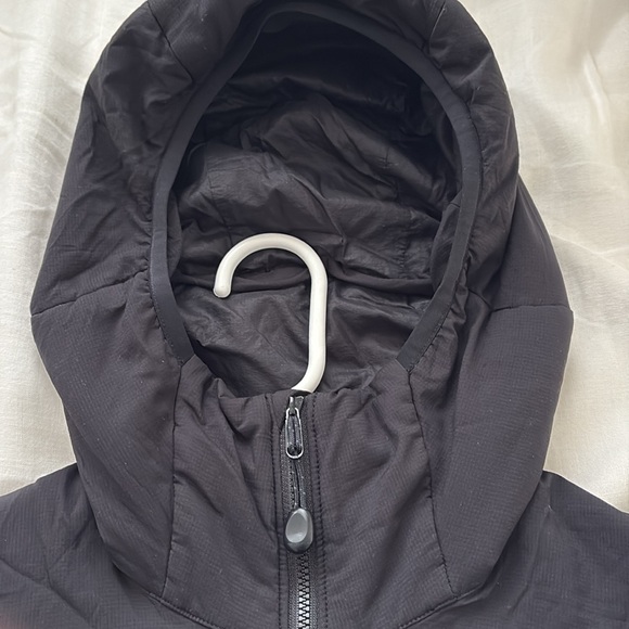 Arc’teryx Atom LT Hoody - Picture 12 of 14